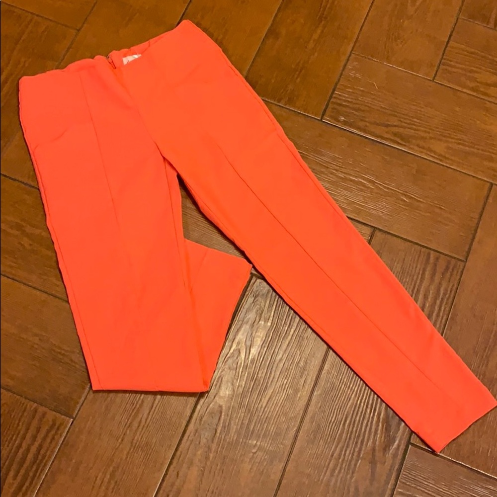 Coral cropped pant